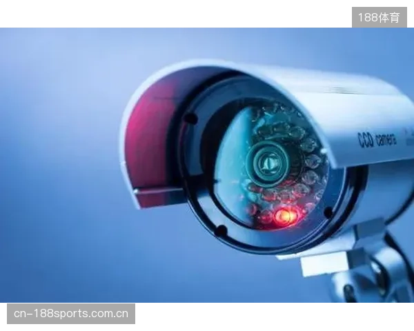 安防的“睁眼瞎”：现有体育场馆监控摄像头中，具备AI行为分析能力的不足三成